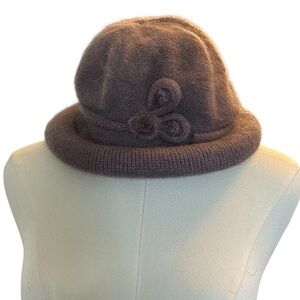 Vintage Women’s Purple Wool Hat